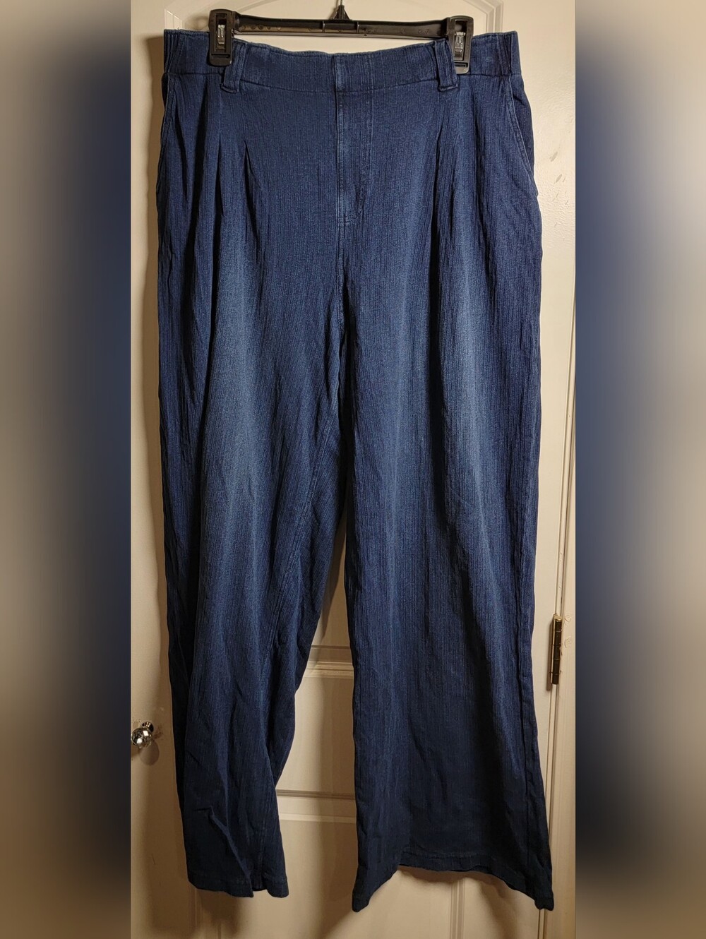 NWT Halara Blue Denim Wide Leg Pleated Pants XL Regular